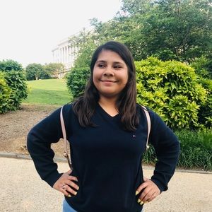 Meet your Posher, Maritza